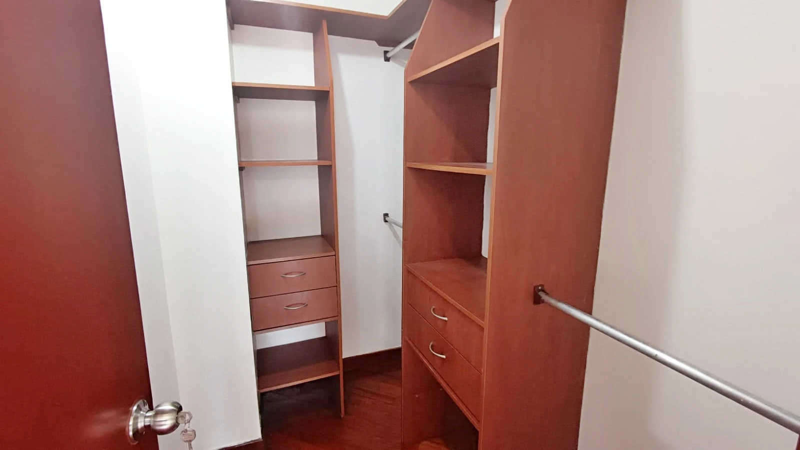 Apartaestudio en Arriendo Las Lomas Medellin