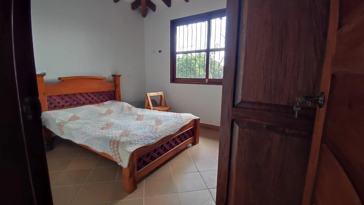 CASA LOTE EN ARRIENDO, AMOBLADA EN EL  PEÑOL 