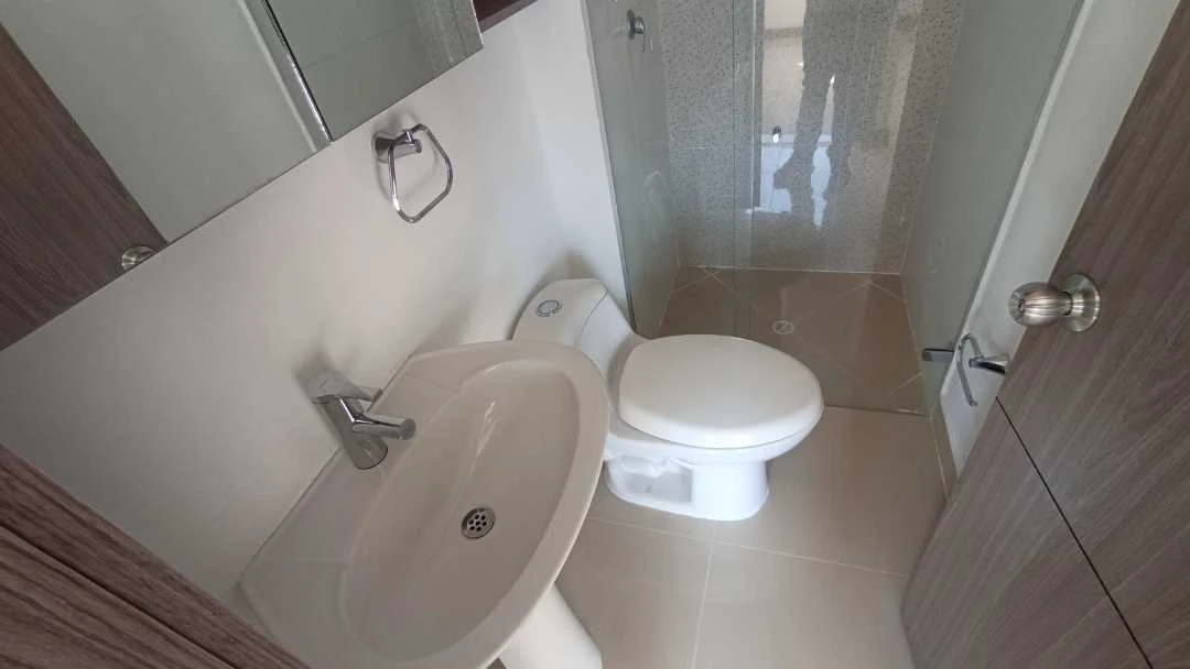 Se Arrienda apartamento en sector Machado unidad cerrada