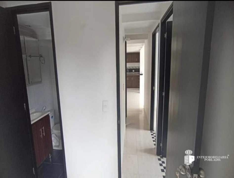 Se Arrienda apartamento en sector vía Machado unidad cerrada
