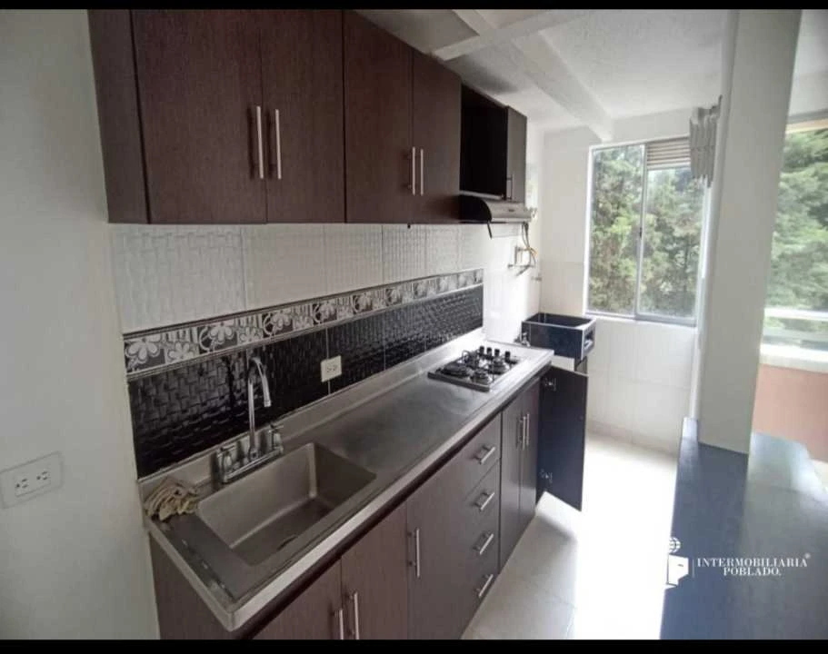 Se Arrienda apartamento en sector vía Machado unidad cerrada