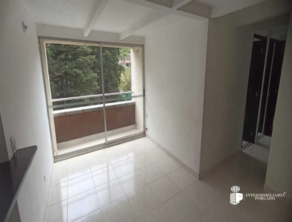 Se Arrienda apartamento en sector vía Machado unidad cerrada