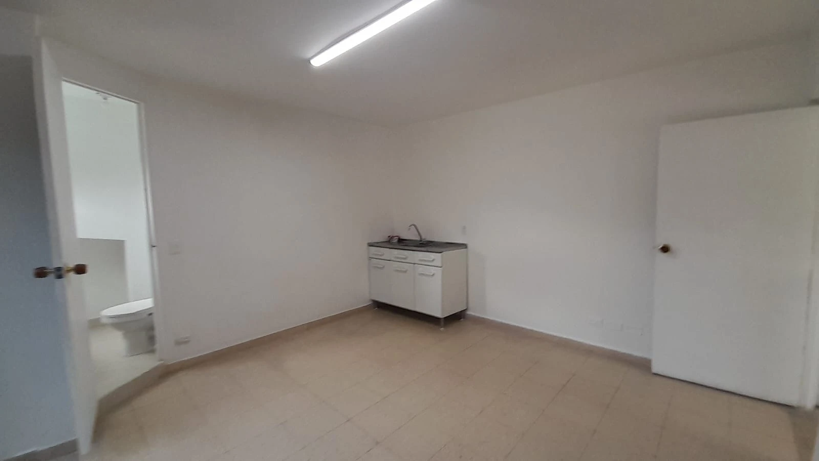 Oficina En Arriendo Envigado  Sector  la Magnolia