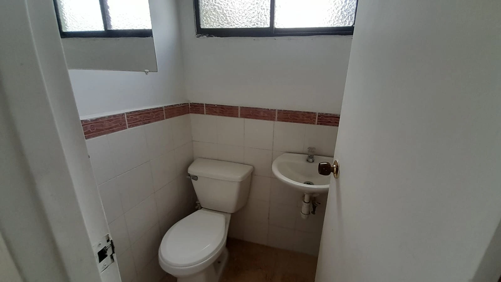 Oficina En Arriendo Envigado  Sector  la Magnolia