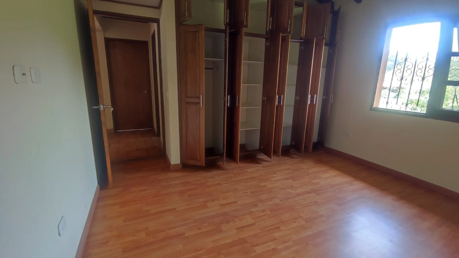 CASA LOTE EN ARRIENDO EN ELCARMEN DE VIBORAL - VEREDA CANADA