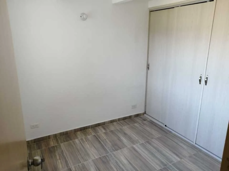 Se vende apartamento en sector serramonte
