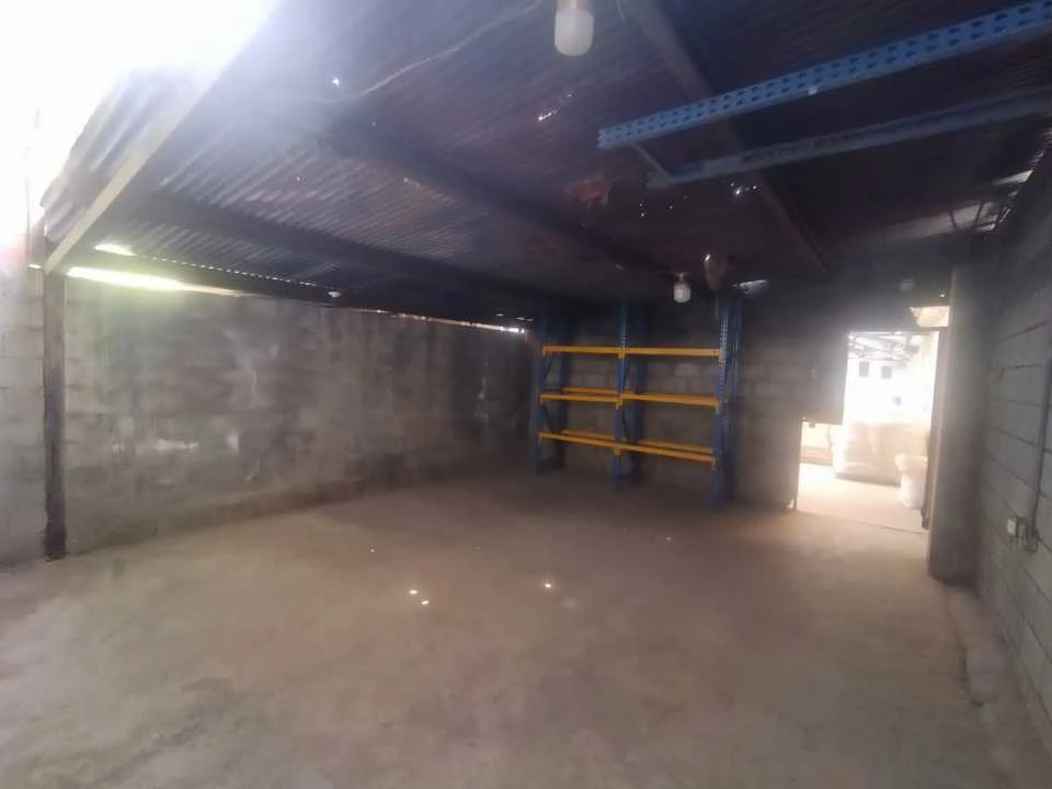 Bodega en Arriendo hatillo Barbosa
