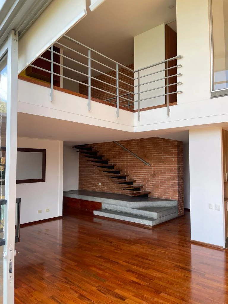 Apartamento en arriendo sector el Tesoro