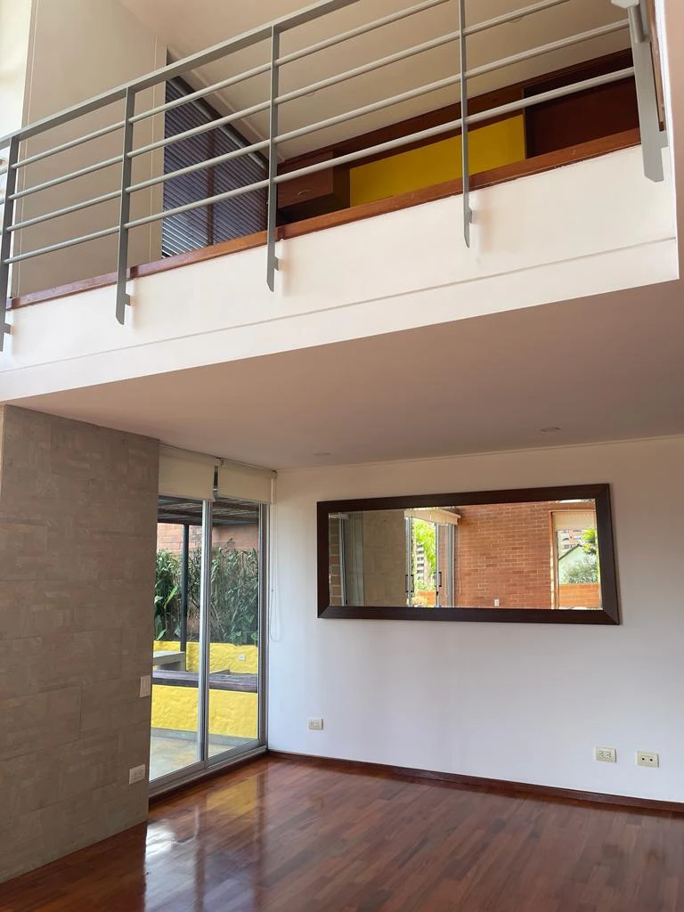 Apartamento en arriendo sector el Tesoro