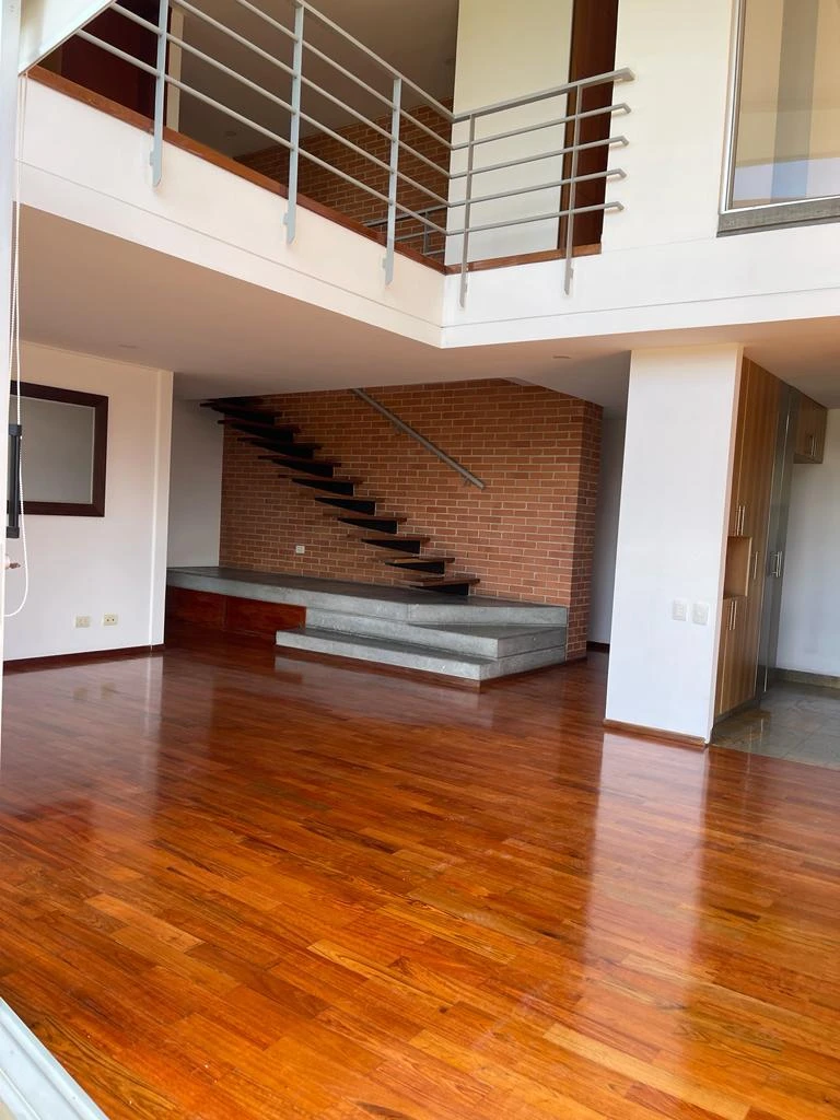 Apartamento en arriendo sector el Tesoro