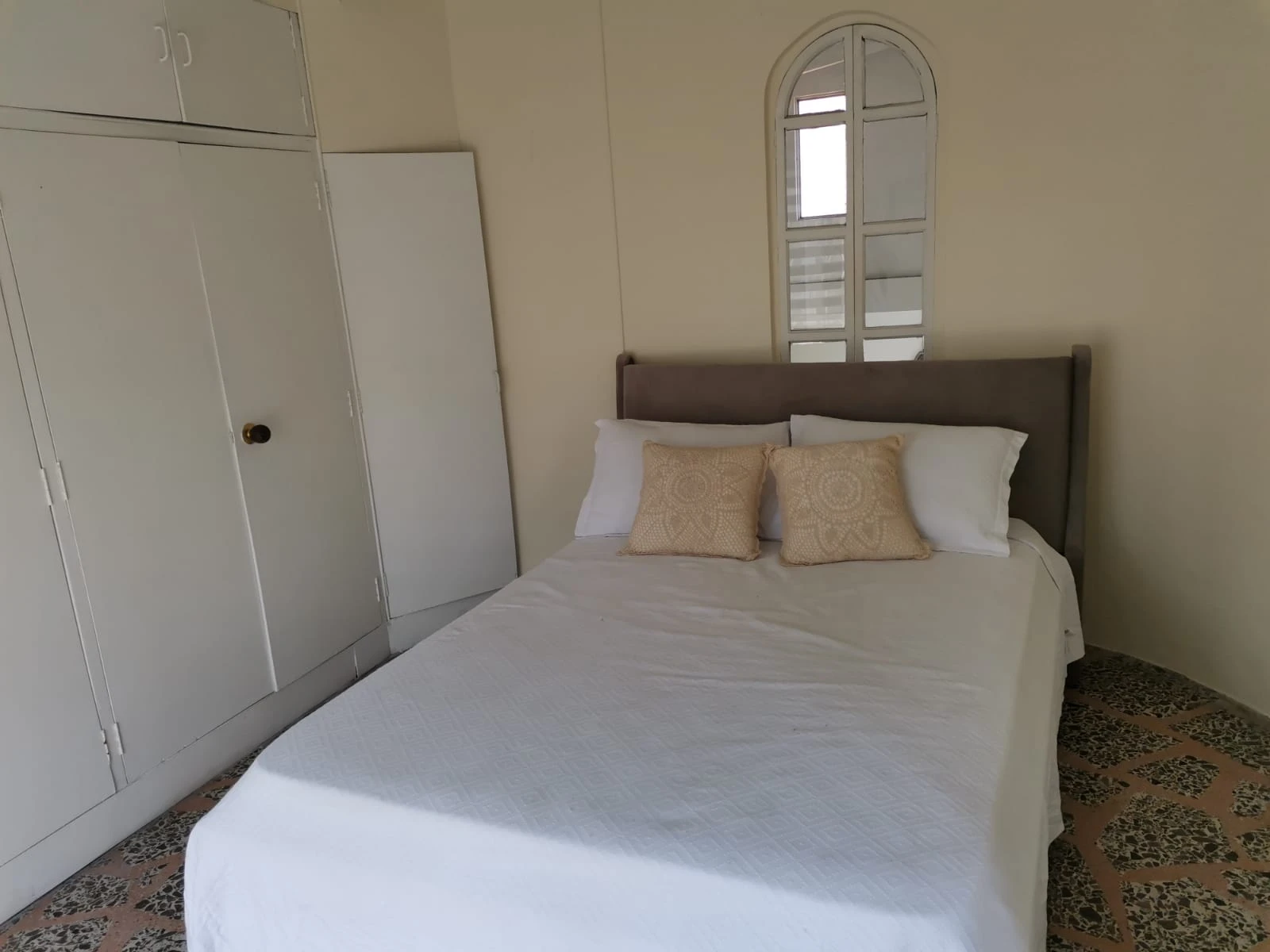 Casa en arriendo sector Laureles