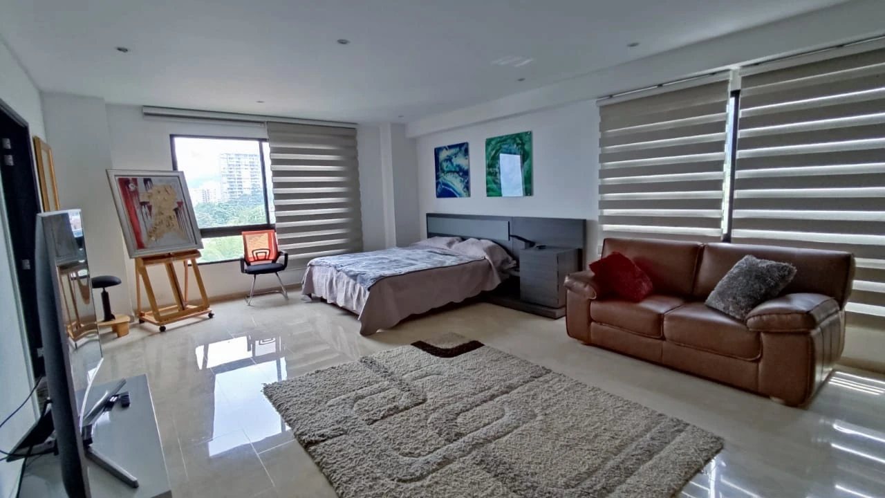 apartamento amoblado en arriendo sector Tesoro transversal Superior