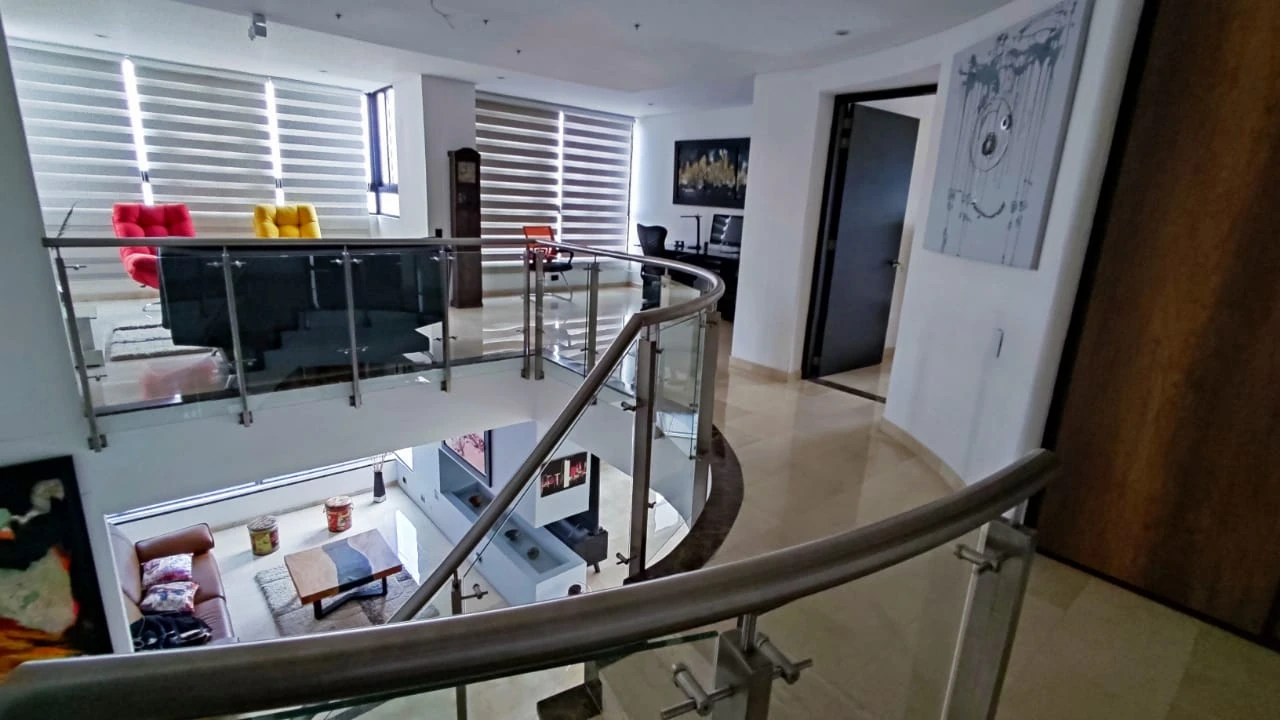 apartamento amoblado en arriendo sector Tesoro transversal Superior