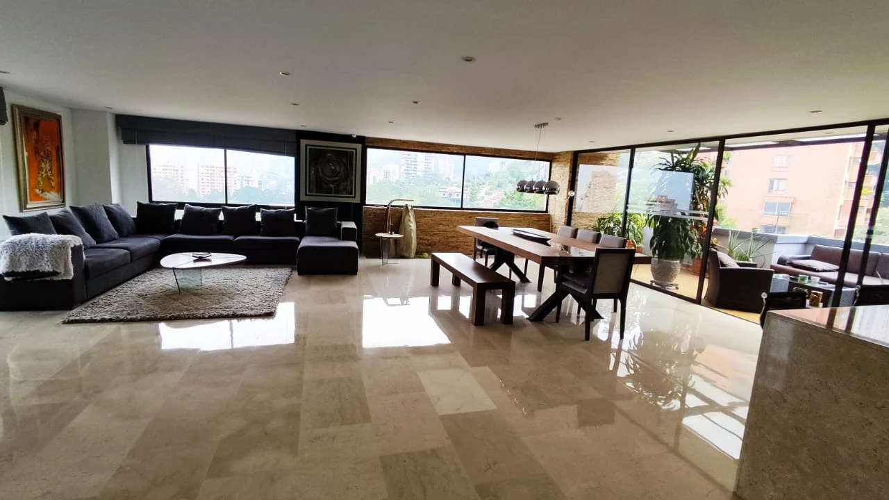apartamento amoblado en arriendo sector Tesoro transversal Superior