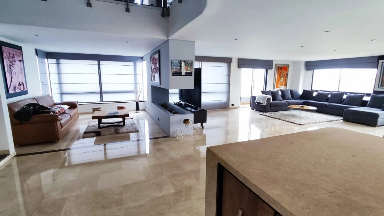 apartamento amoblado en arriendo sector Tesoro transversal Superior
