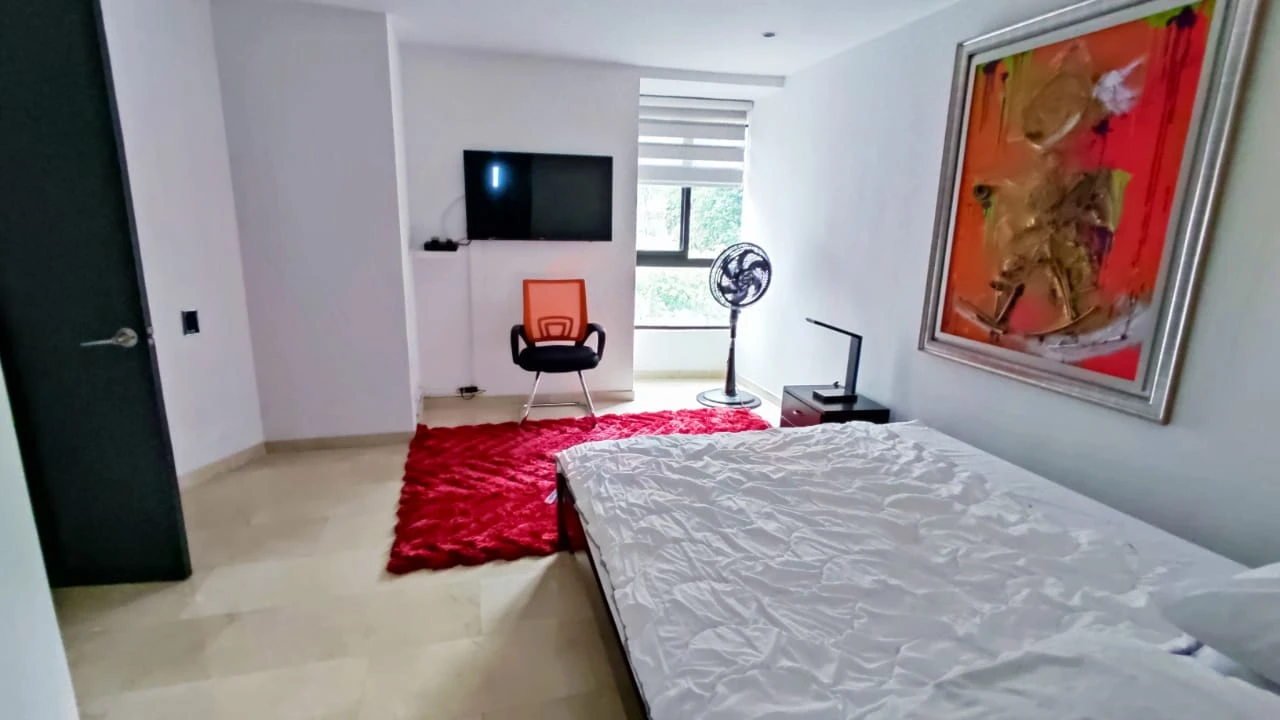 apartamento amoblado en arriendo sector Tesoro transversal Superior