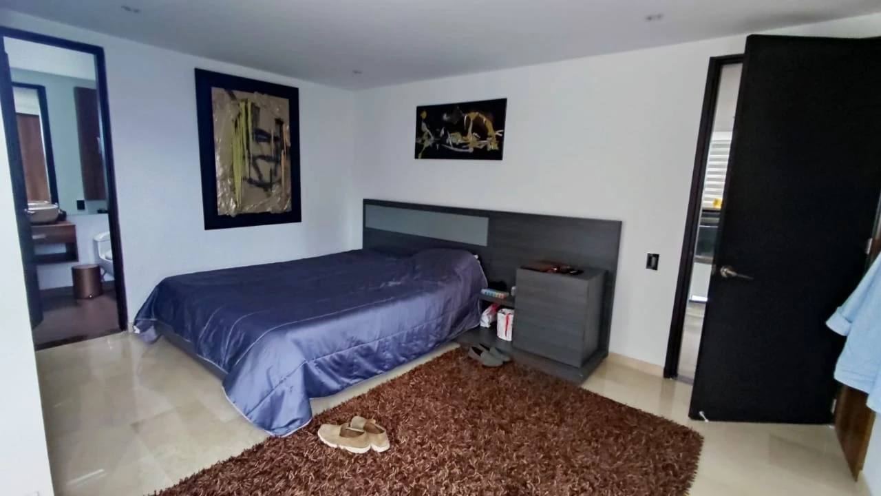 apartamento amoblado en arriendo sector Tesoro transversal Superior