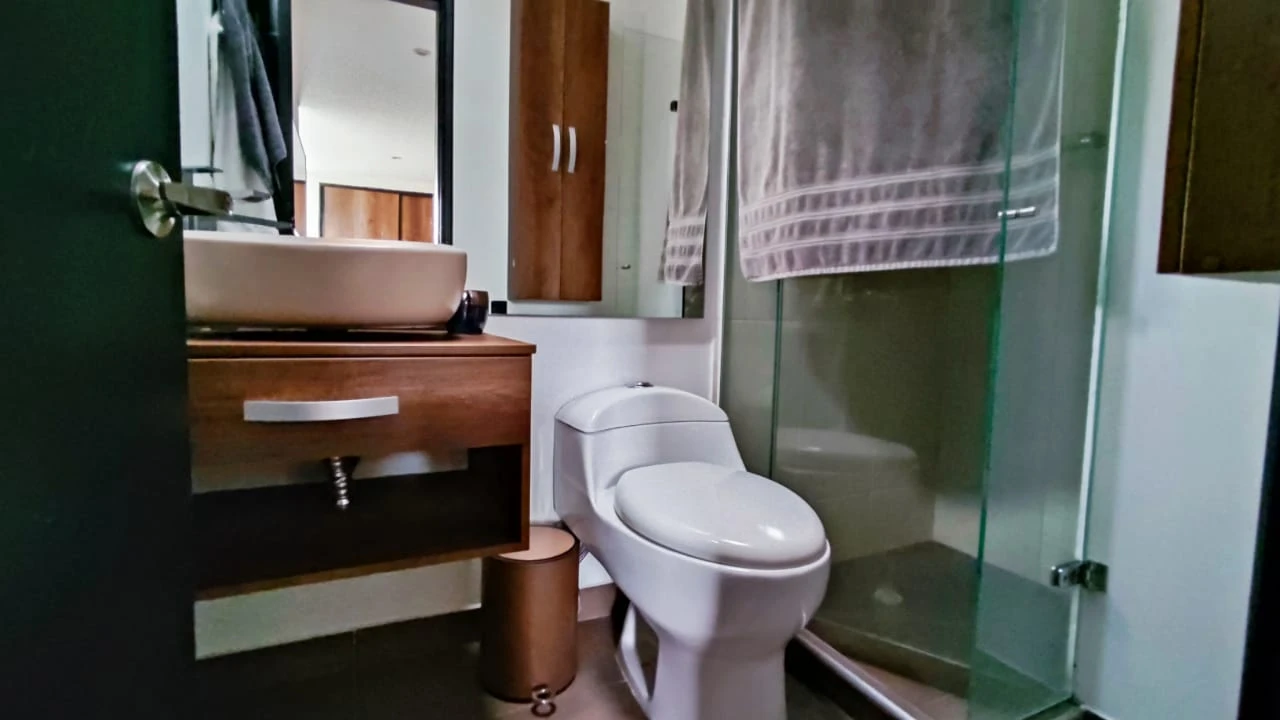 apartamento amoblado en arriendo sector Tesoro transversal Superior
