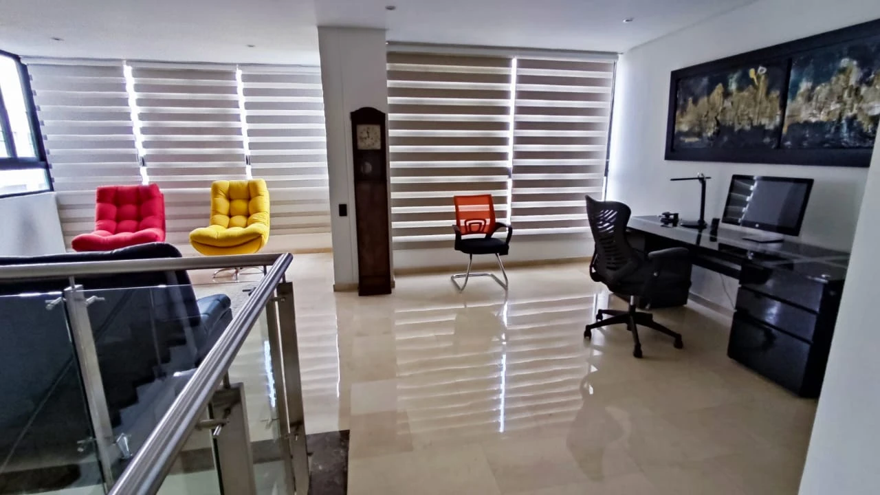 apartamento amoblado en arriendo sector Tesoro transversal Superior