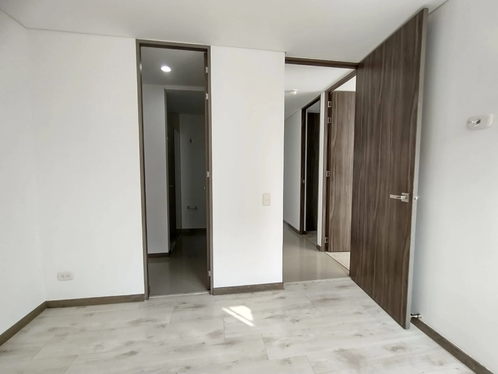 Apartamento en arriendo sector Ditaires