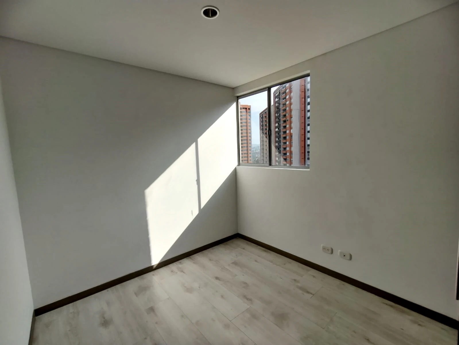 Apartamento en arriendo sector Ditaires