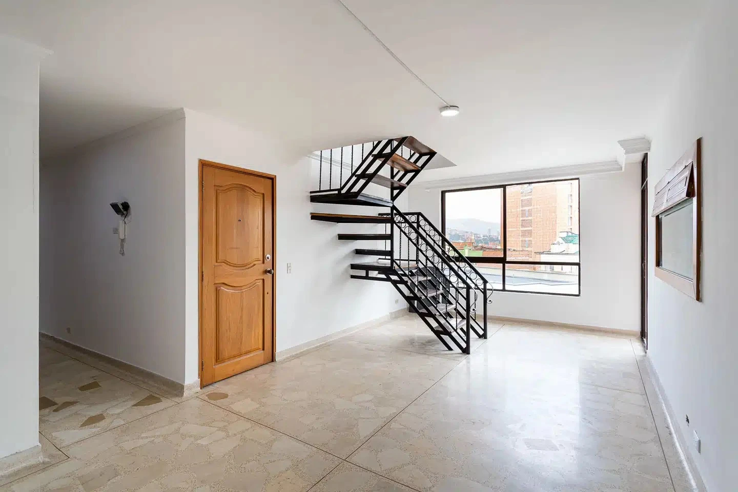 Apartamento en arriendo sector la Floresta