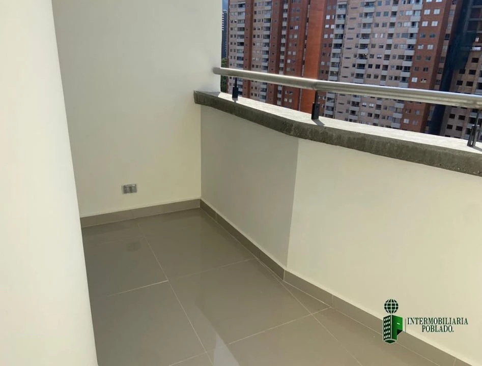 Apartamento en arriendo diagonal a Fabricato