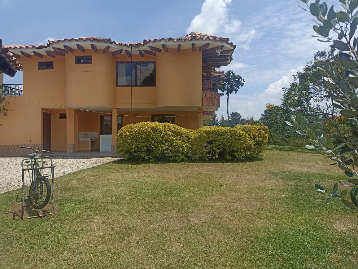 Finca en venta en vía Rionegro- la Ceja 