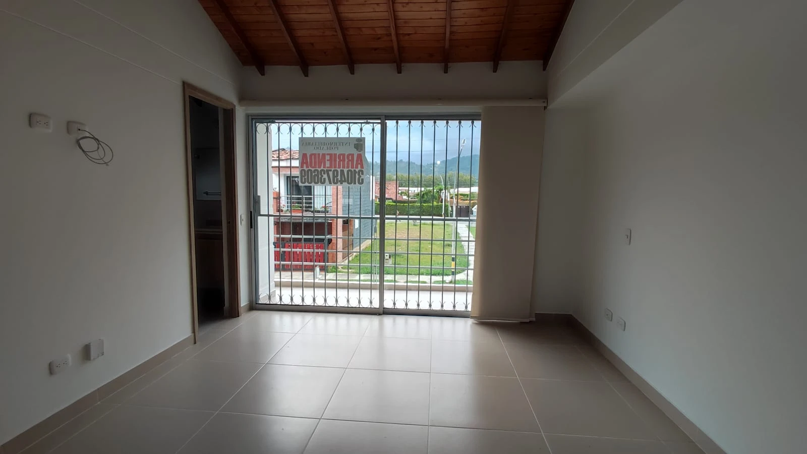 Casa en arriendo en La Ceja- Jardines del campo 