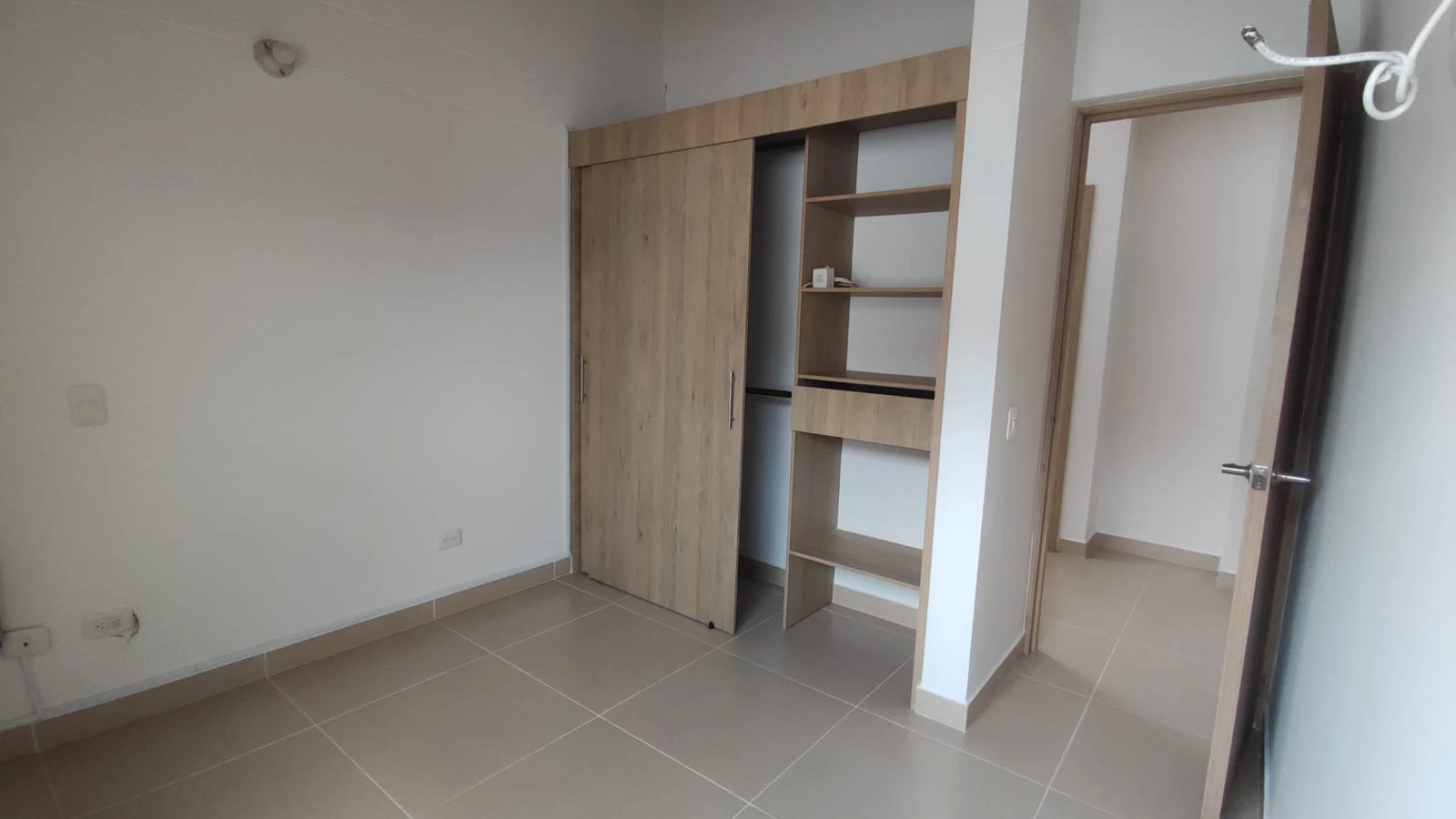 Casa en arriendo en La Ceja- Jardines del campo 