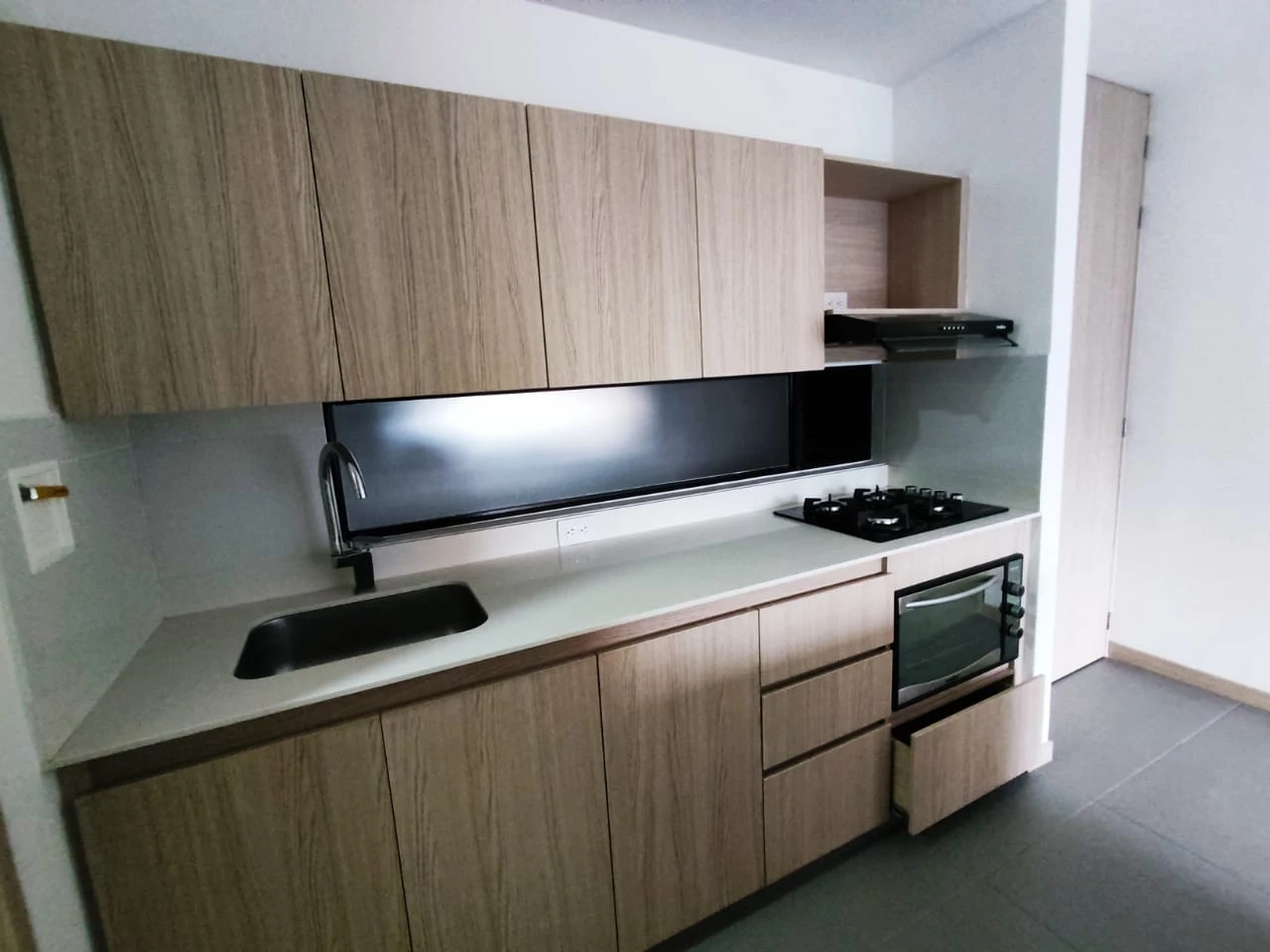 apartaestudio en arriendo sector loma del escobero