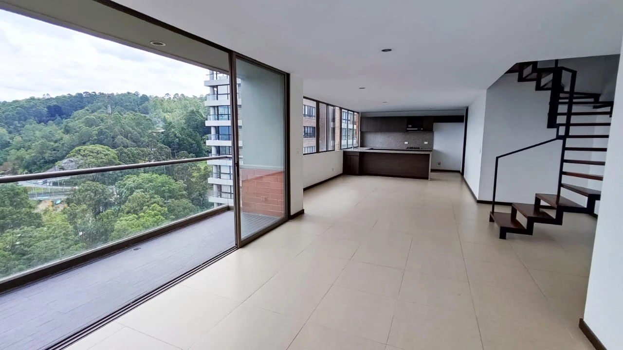 apartamento en arriendo sector superior padre marianito