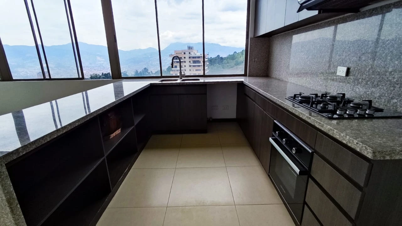apartamento en arriendo sector superior padre marianito