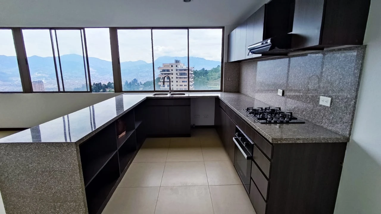 apartamento en arriendo sector superior padre marianito