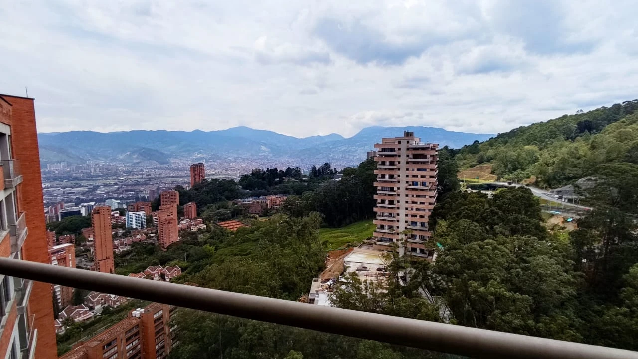 apartamento en arriendo sector superior padre marianito