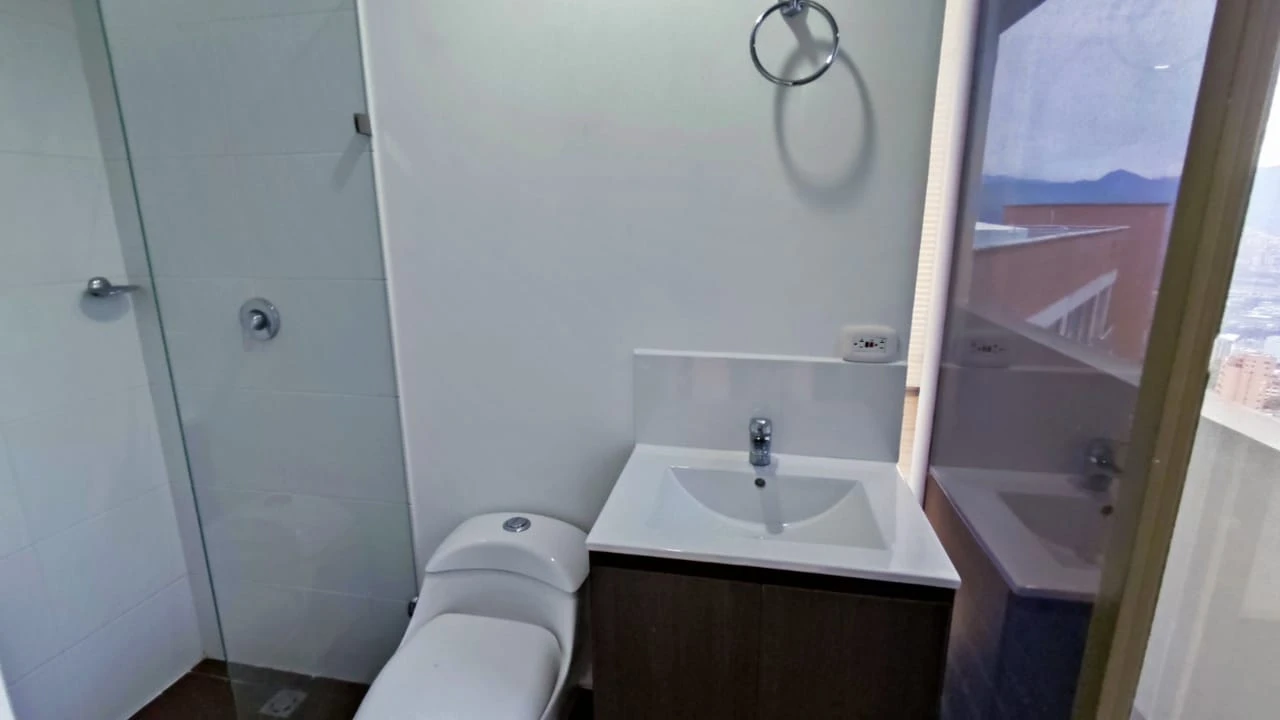 apartamento en arriendo sector superior padre marianito