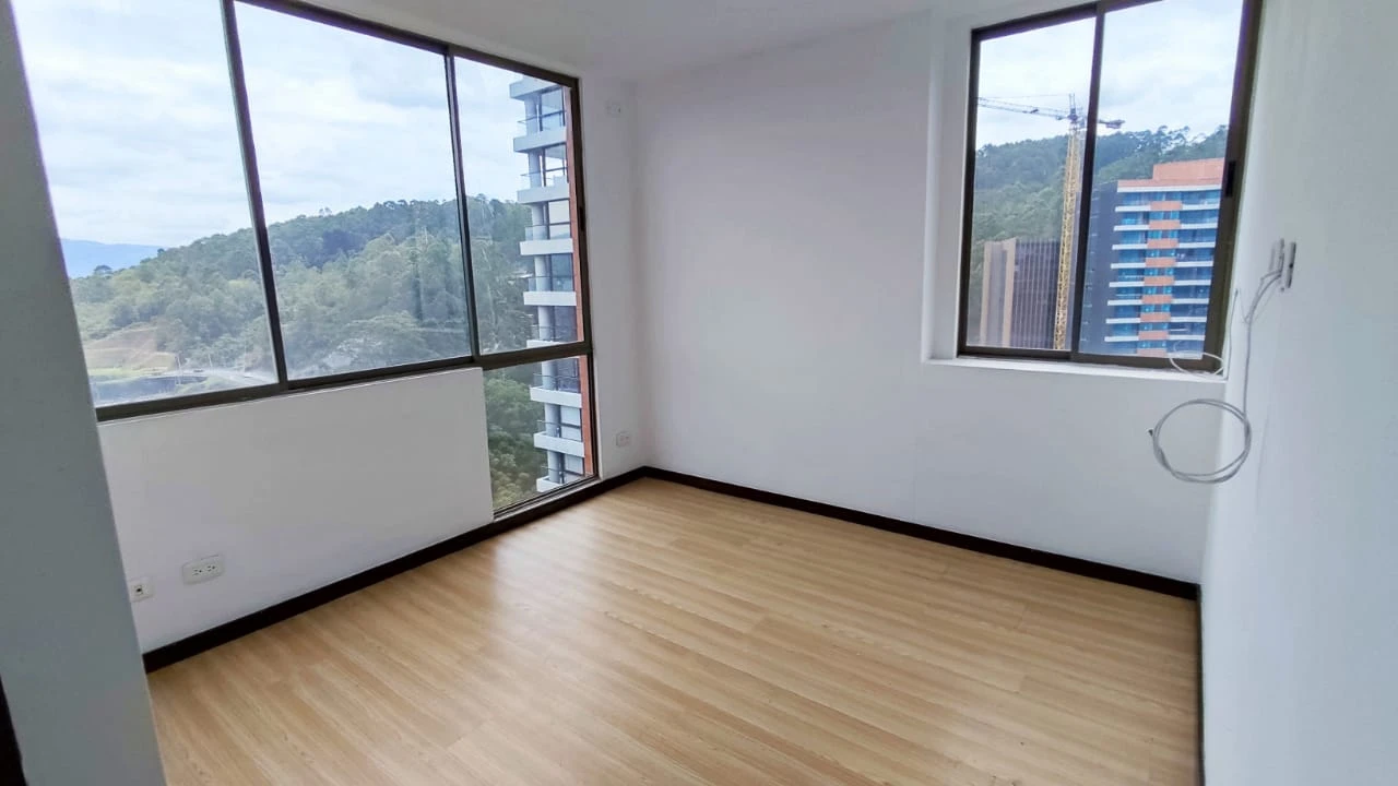 apartamento en arriendo sector superior padre marianito