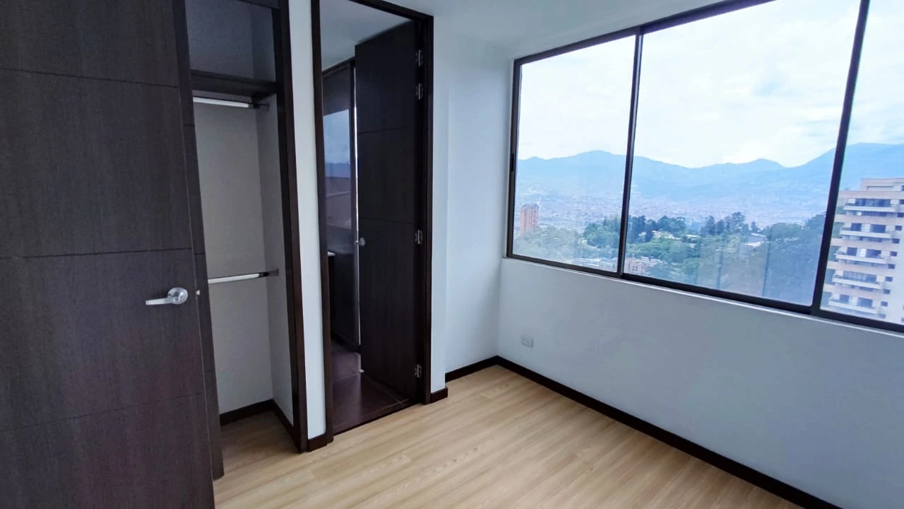 apartamento en arriendo sector superior padre marianito