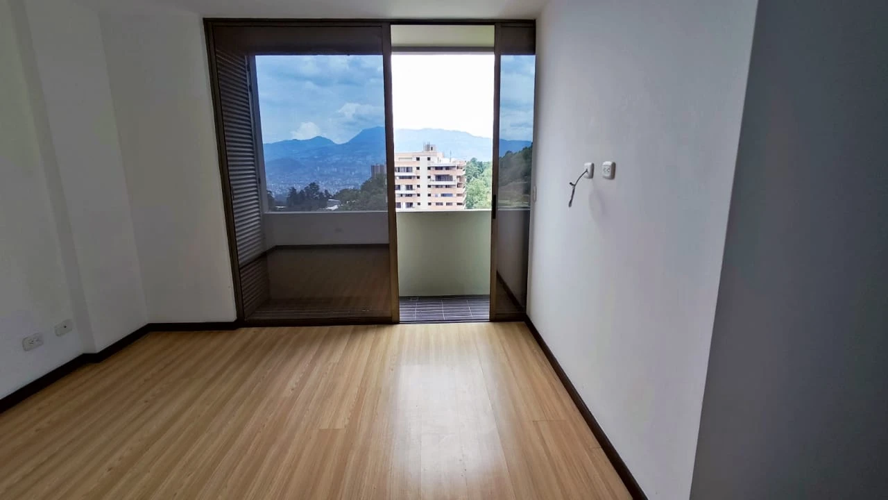 apartamento en arriendo sector superior padre marianito