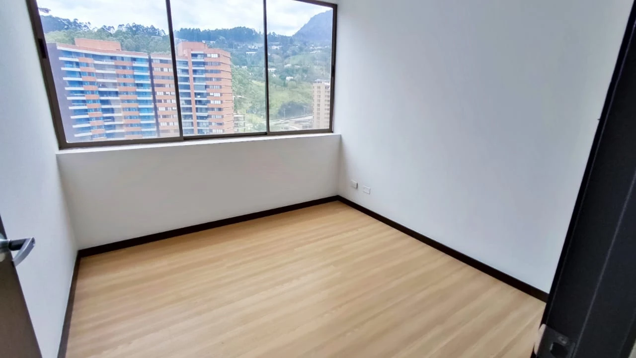 apartamento en arriendo sector superior padre marianito