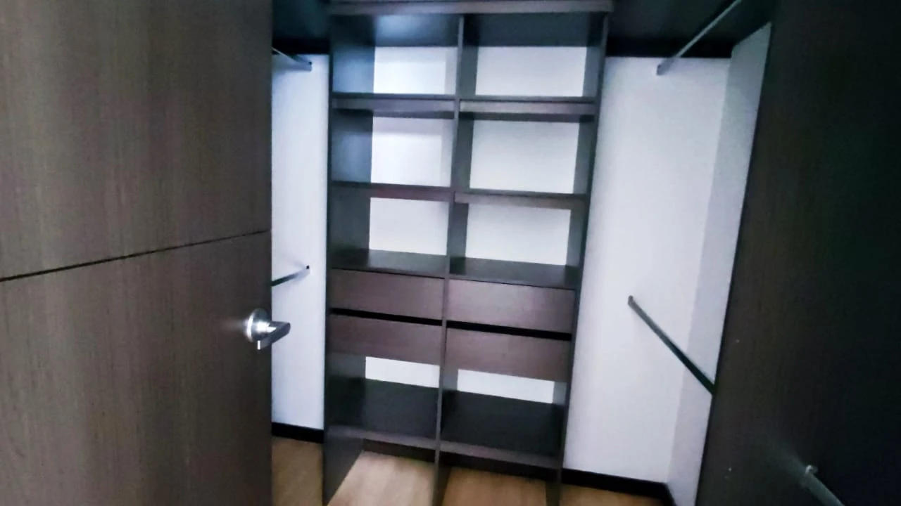 apartamento en arriendo sector superior padre marianito