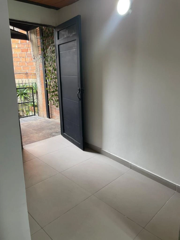 Apartamento En Arriendo Sector  el Tesoro