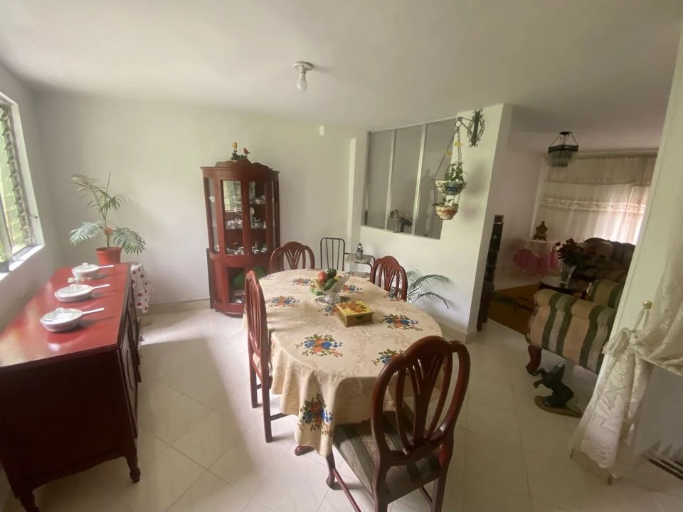 Casa en venta cerca al parque de Bello