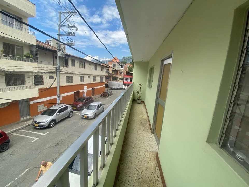 Casa en venta cerca al parque de Bello