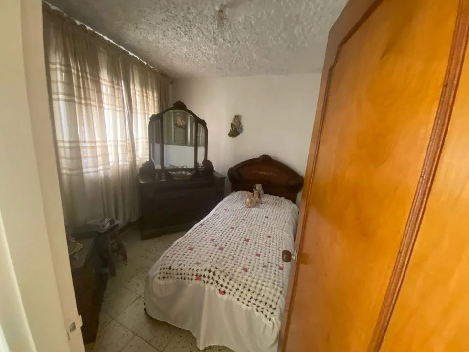 Casa en venta cerca al parque de Bello