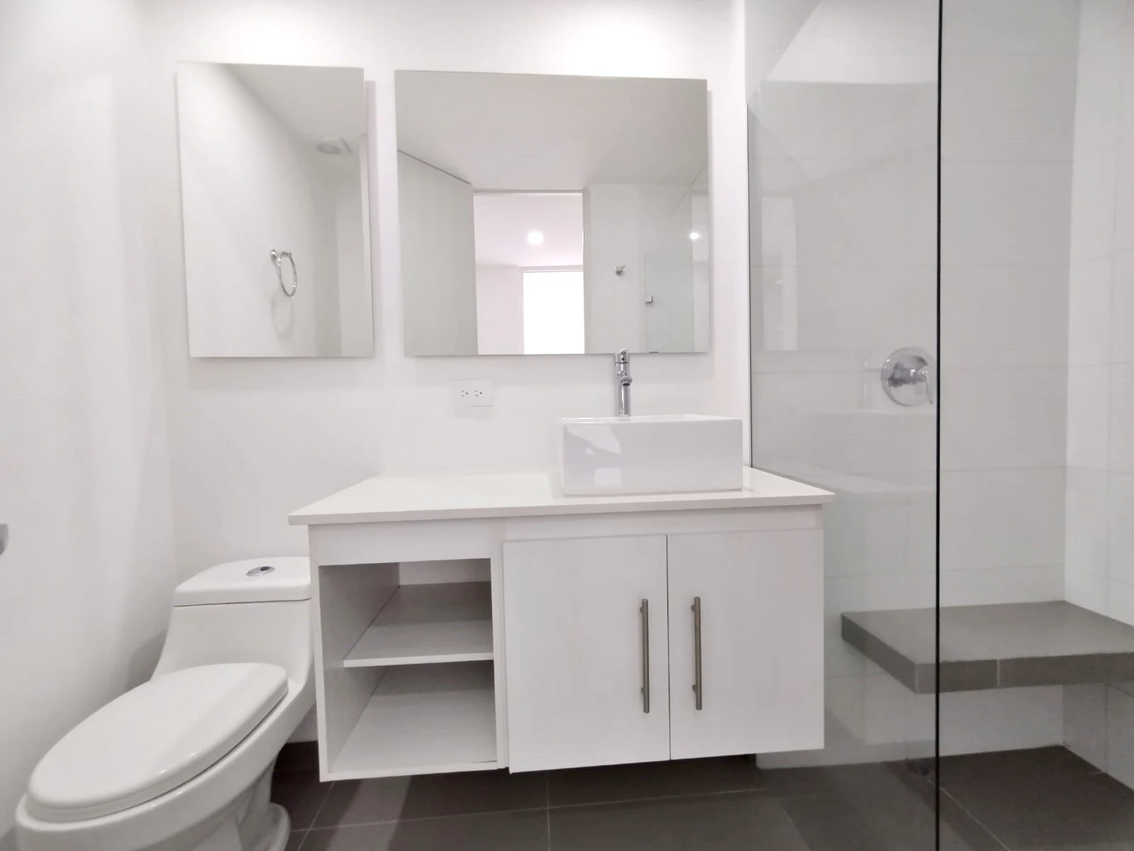 Apartamento en Arriendo Loma de San Julián Medellín