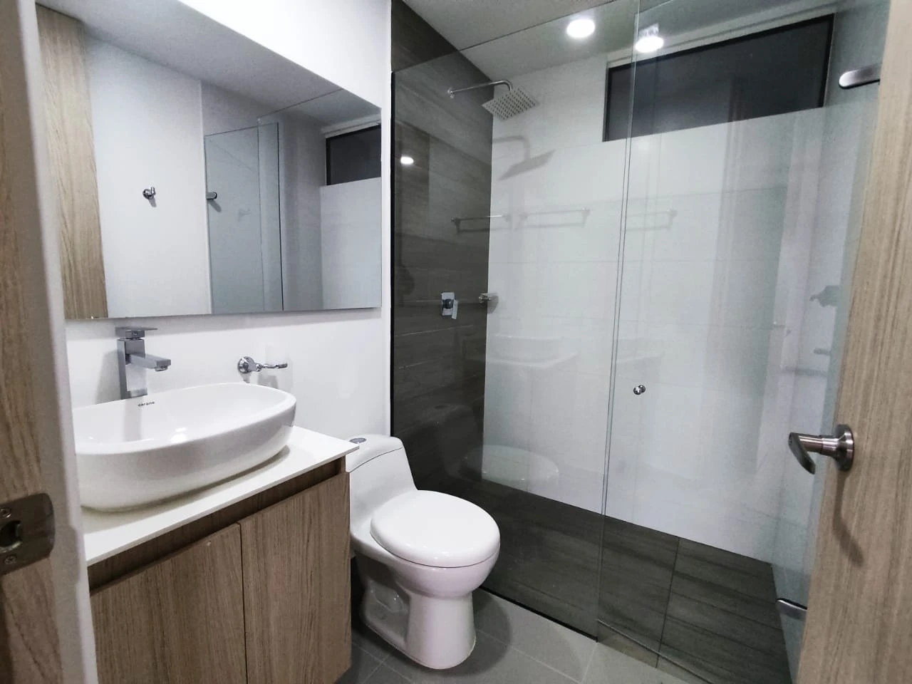 apartaestudio en arriendo sector Argos ciudad del rio