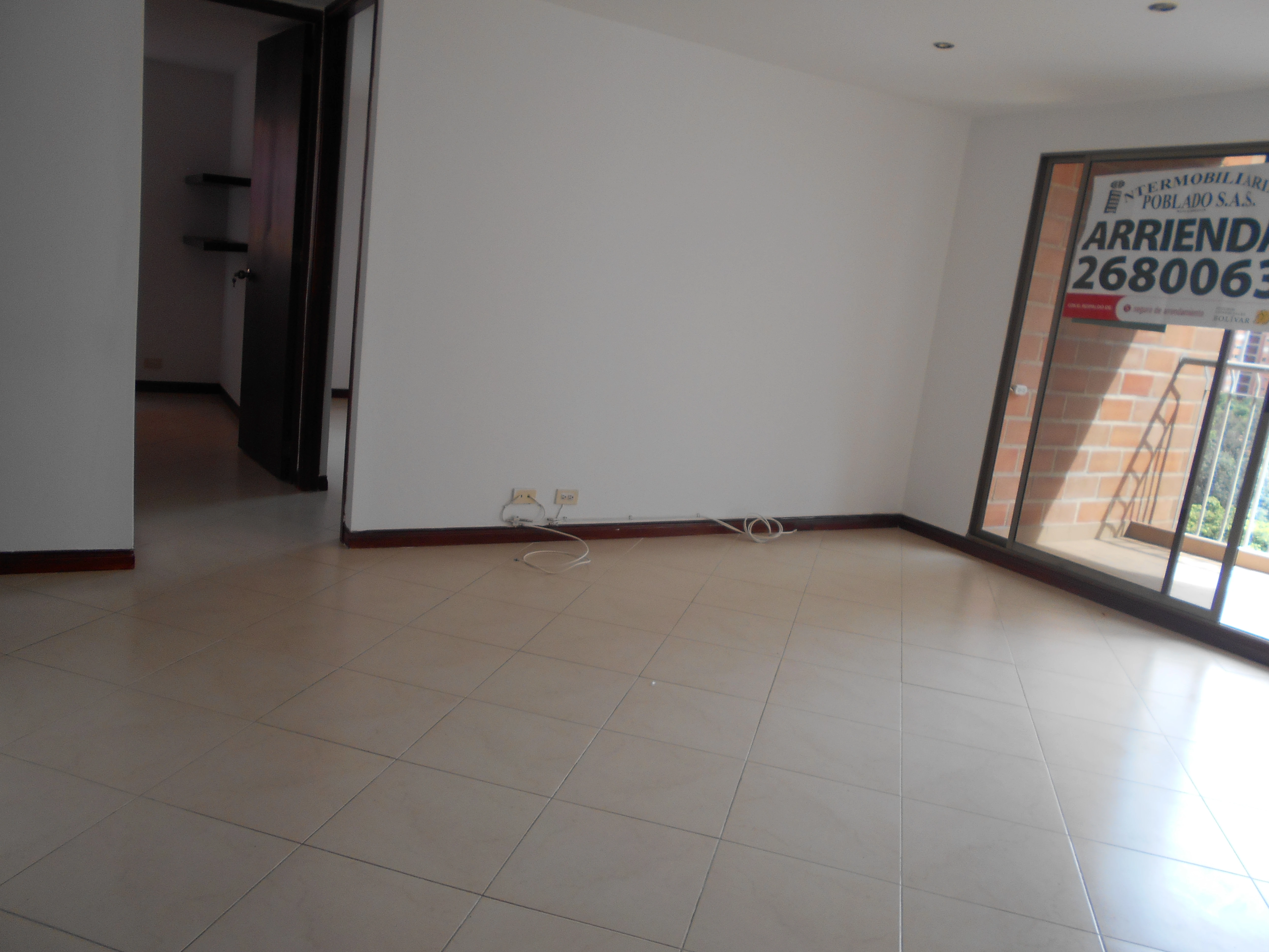 apartamento en arriendo sector altos del Escobero