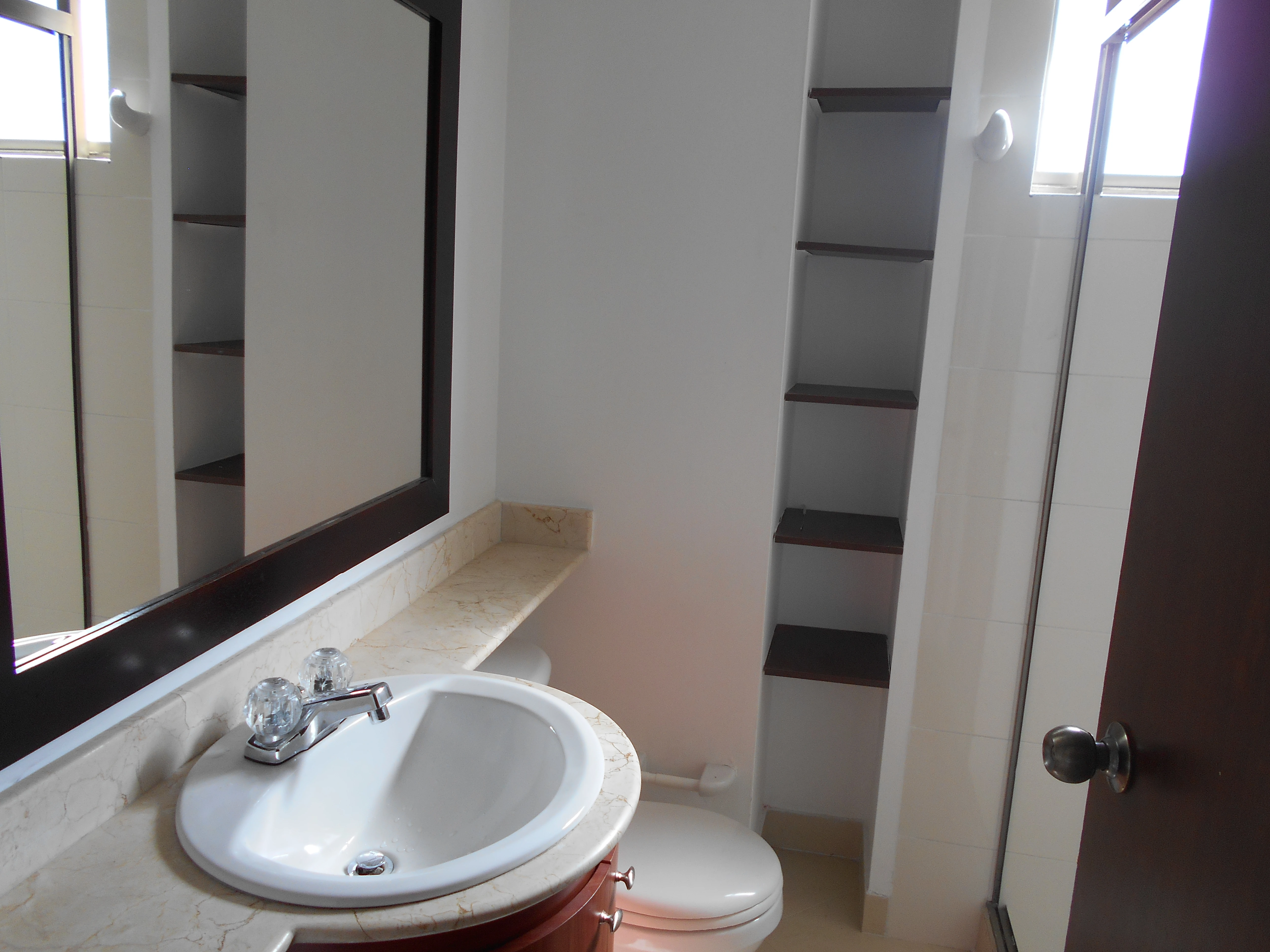 apartamento en arriendo sector altos del Escobero
