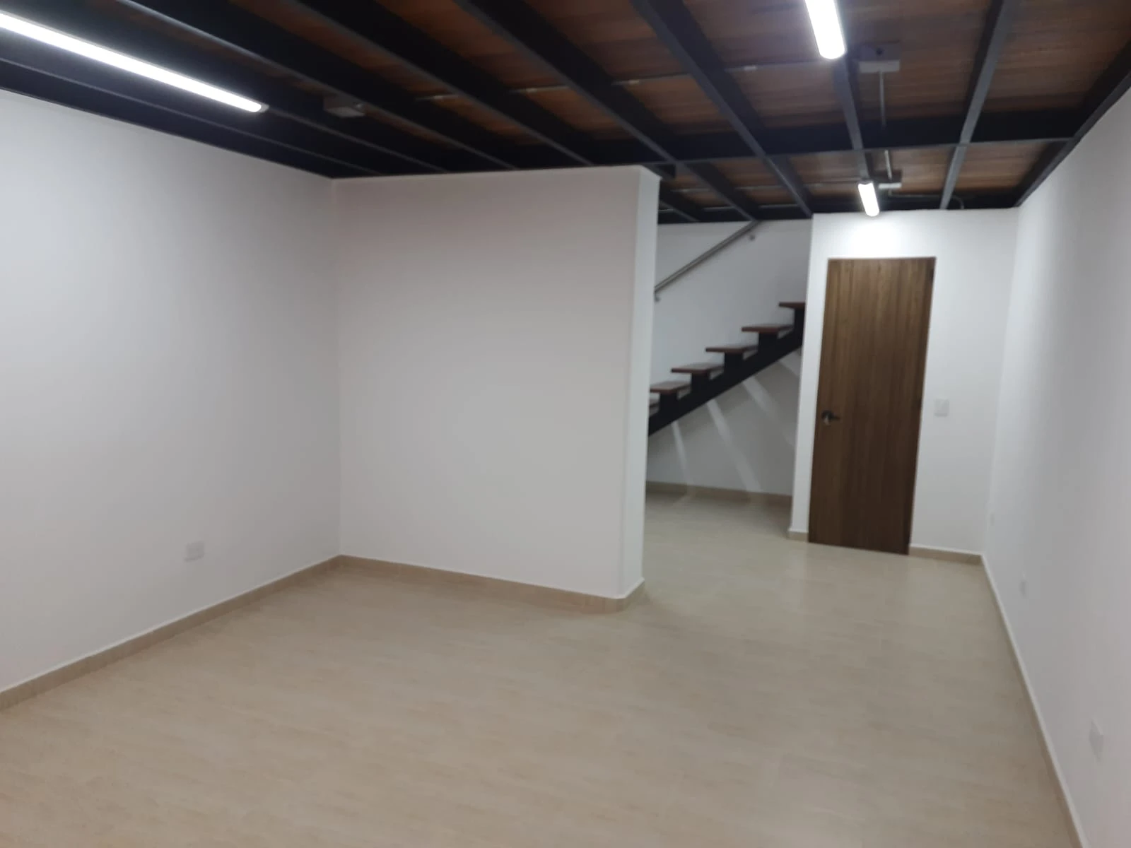 LOCAL EN ARRIENDO MALL OASIS DE RIOGRANDE - RIONEGRO 